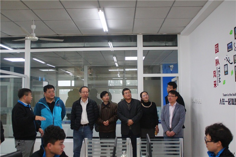 河北智飛極農(nóng)無人機(jī)科技|一鳶科技|行業(yè)定制無人機(jī)